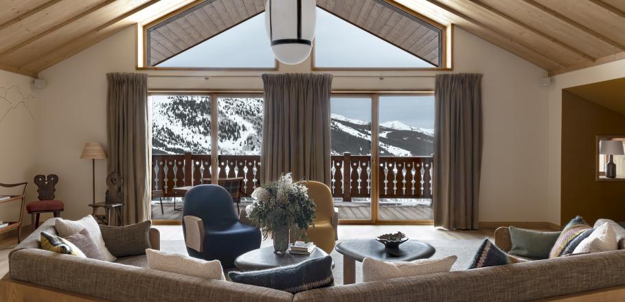 An intimate and friendly mountain stay in a sumptuous chalet in Meribel